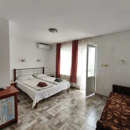 лора Gasthof 3*