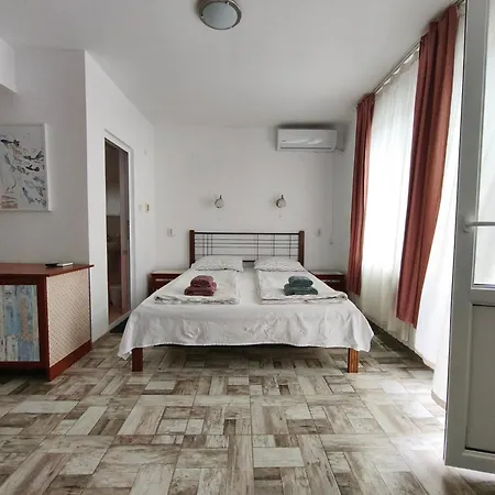 Gasthof лора 3*